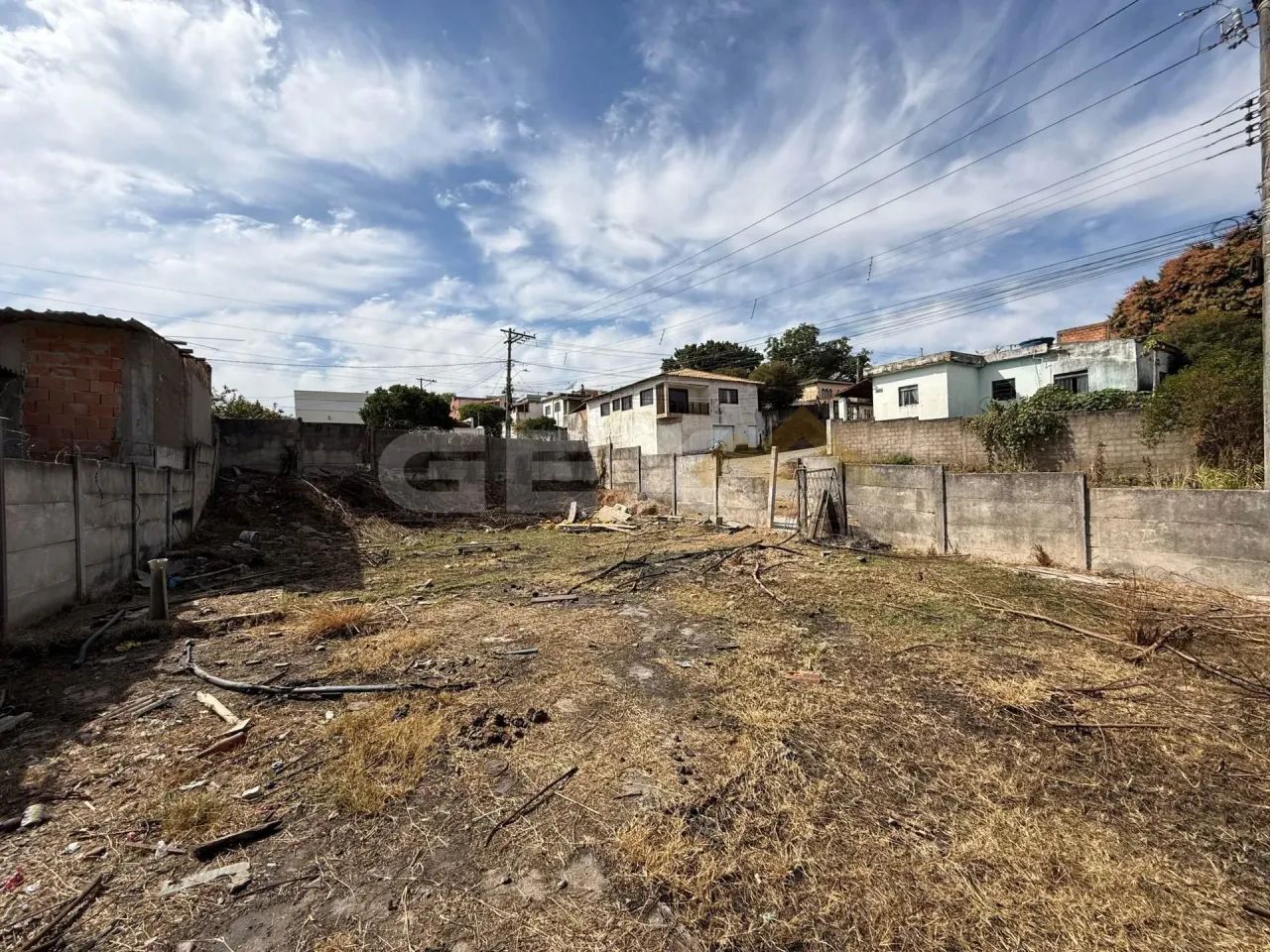 Lote à venda no bairro Rancho Alegre com 264 m². - Foto 4