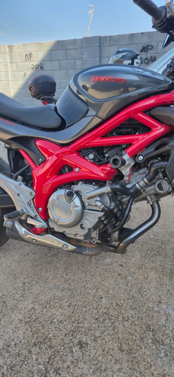 SUZUKI GLADIUS 650c - Foto 4
