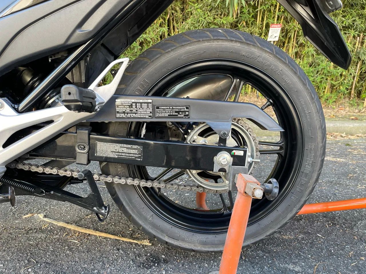 CB 300R Flex 2013 com apenas 4.500km  - Foto 3