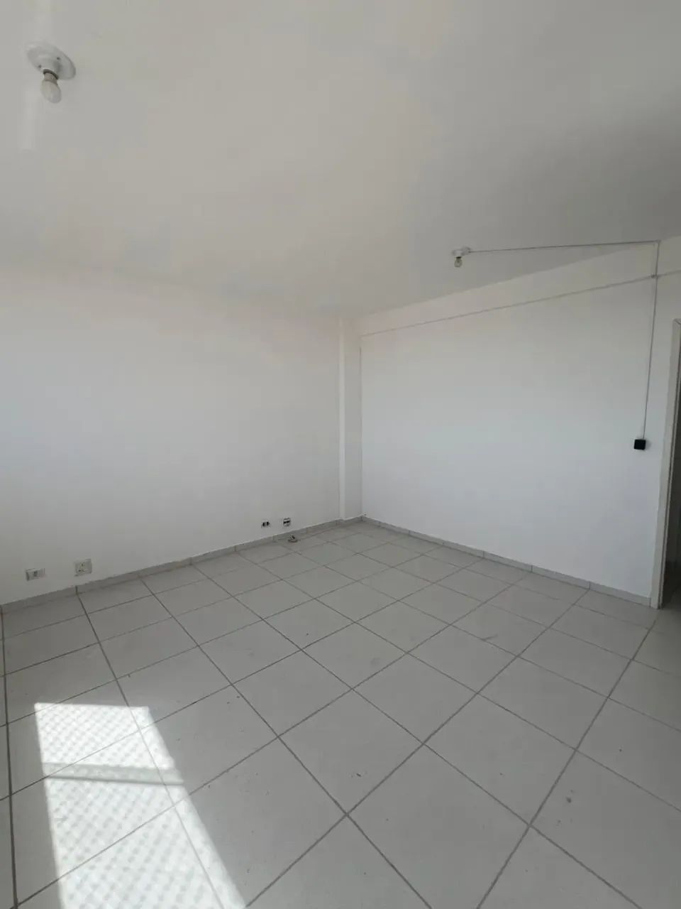 Sala Comercial com 2 Salas e Banheiro - Foto 5