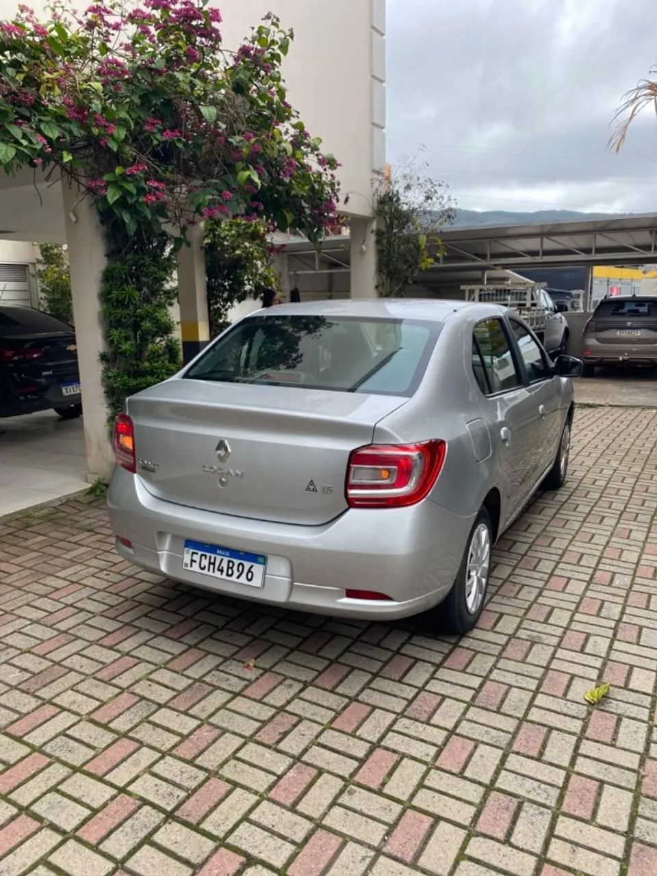 Renault Logan Expression Flex 1.6 16V 4P 2019 - Foto 3