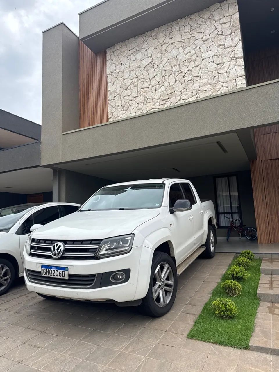 Volkswagen Amarok HIGH.CD 2.0 16V TDI 4X4 DIES. AUT 2016