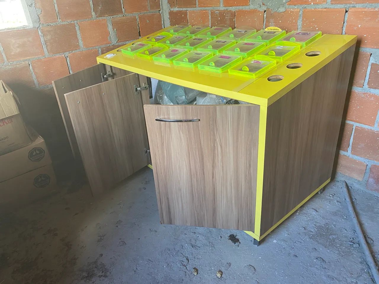 Mesa de goloceimas  pra açaí  - Foto 5