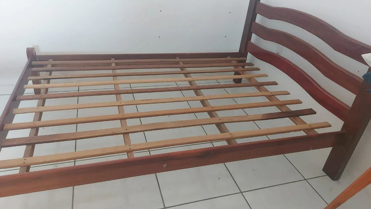 Cama em madeira angelim - Foto 2