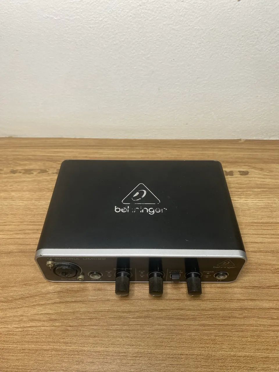 Placa de Audio -  Behringer UMC22 - U-PHORIA - Foto 3
