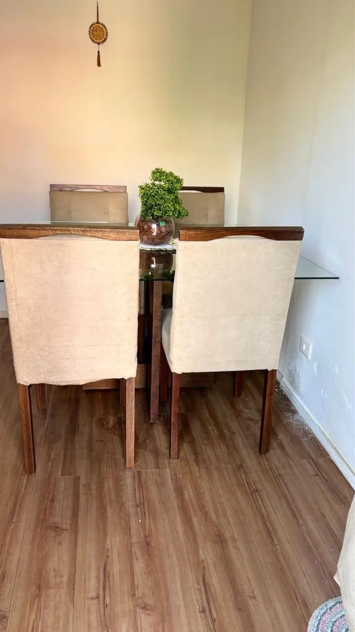 Mesa com 4 cadeiras  - Foto 5