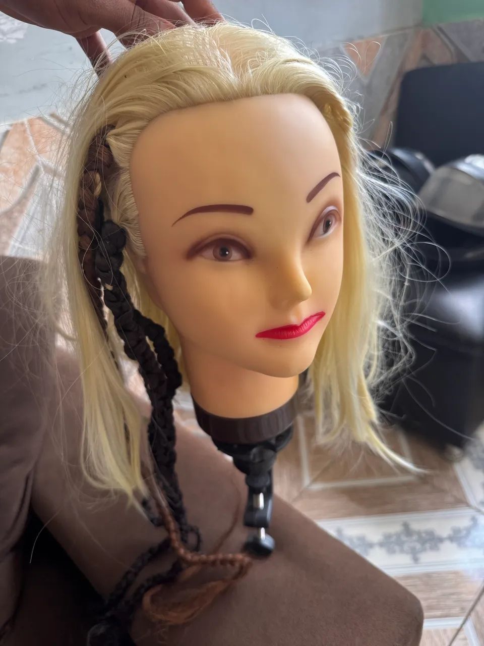 Cabeça de boneca salão ou trancista 