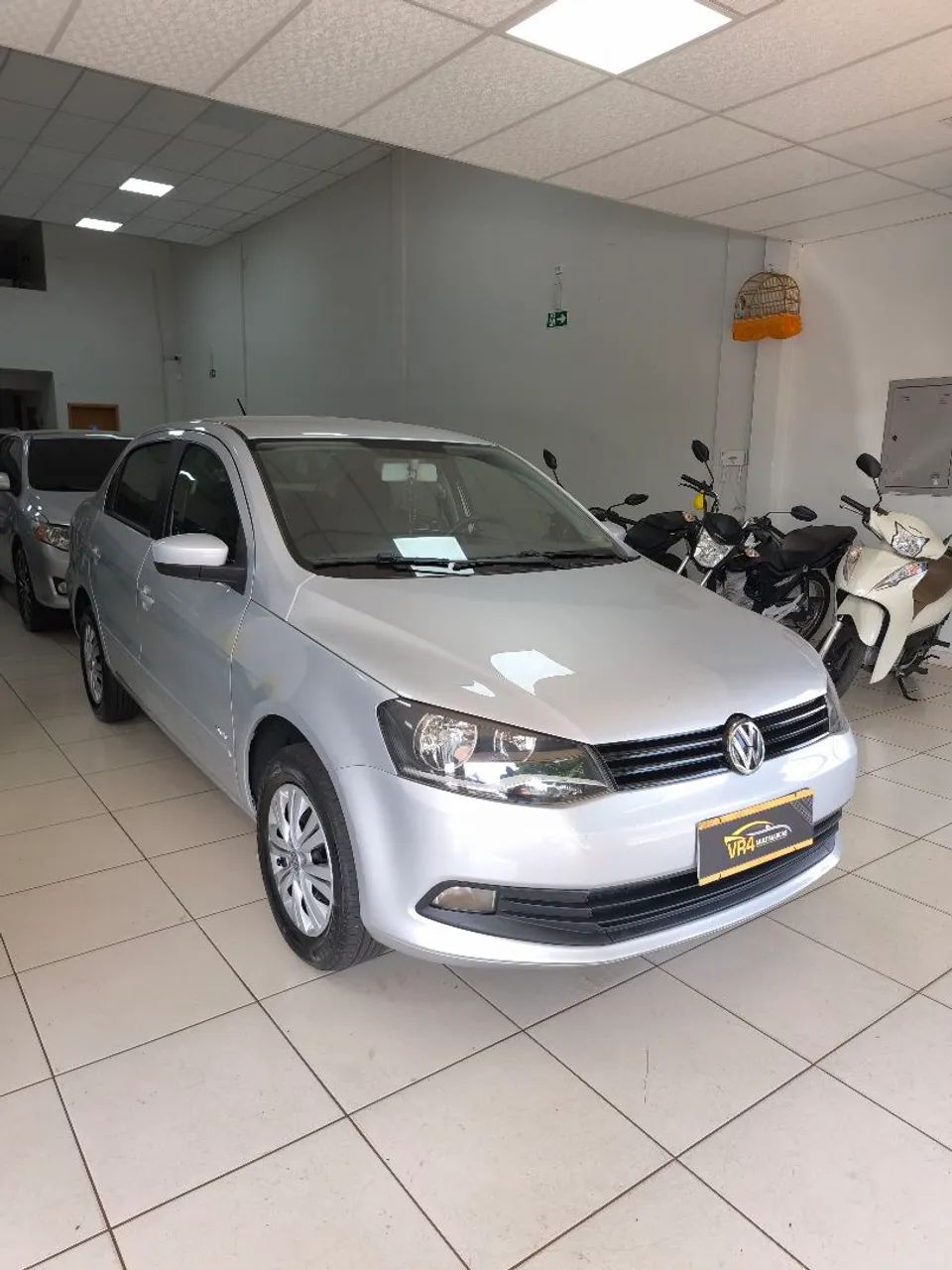 Volkswagen Voyage VOYAGE 1.0/1.0 City Mi Total Flex 8V 4p 2014