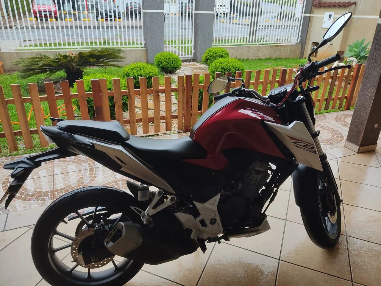 CB300f - Foto 2