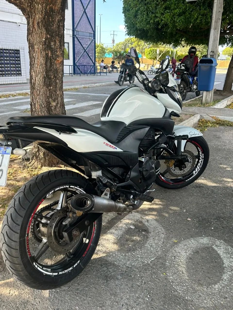 Honda CB 300r 2012 - Foto 4