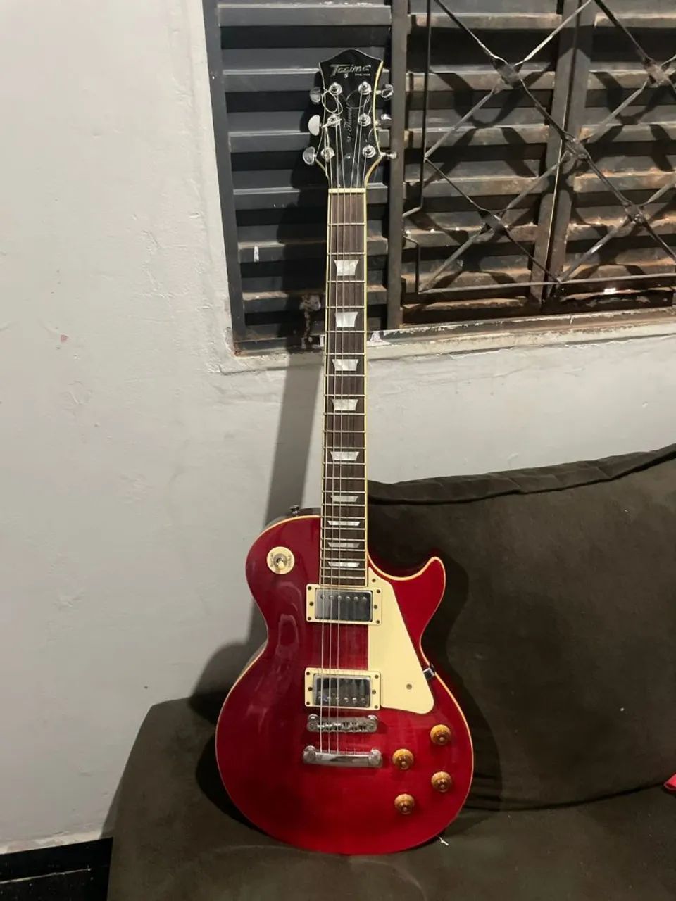 Vende-se Tagima les paul flamed Special séries - Foto 2