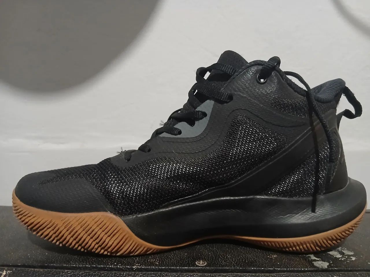 basqueteira under armour - Foto 3