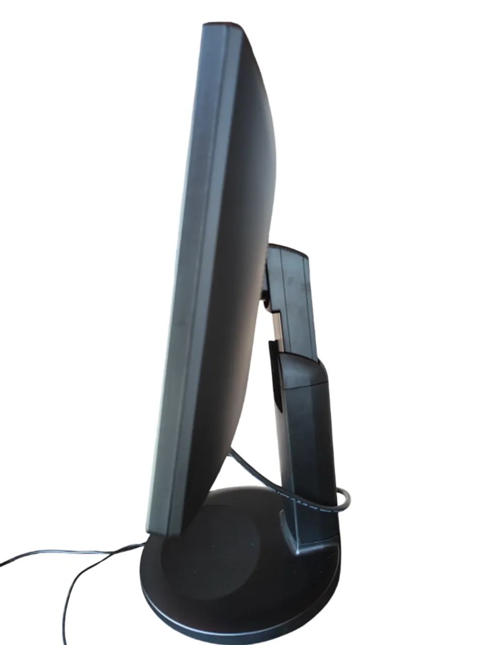 Monitor LED Positivo 19EB13PW de 19 polegadas com base pivotante - Foto 5