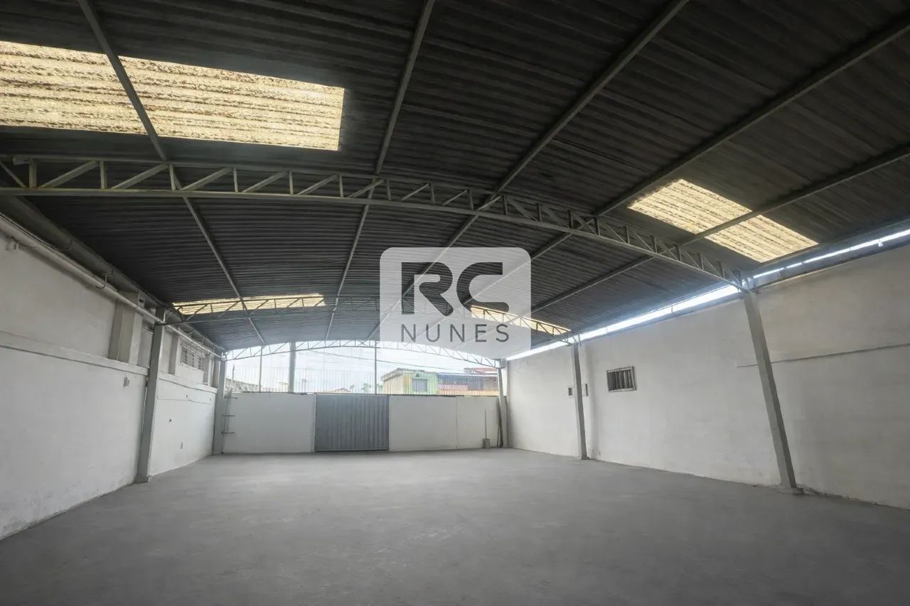 Galpão com 1500m2 para Venda no Carlos Prates