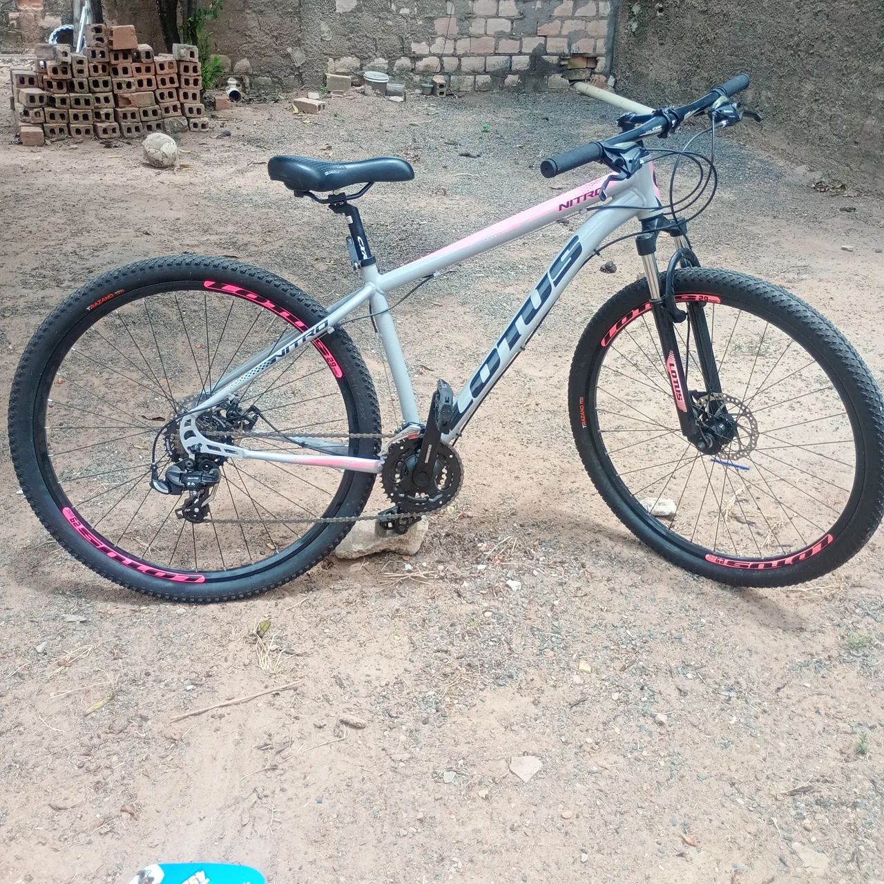 BICICLETA 29 SEMI NOVA/REVISADA E LUBRIFICADA 