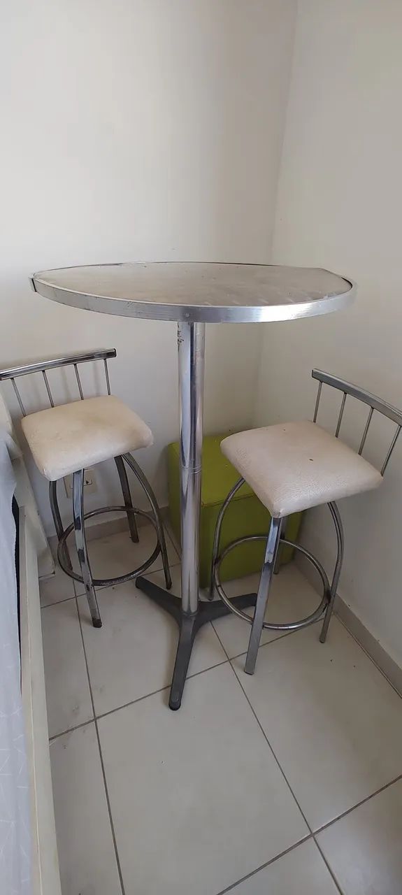 Baquetas + Mesa + Puff
