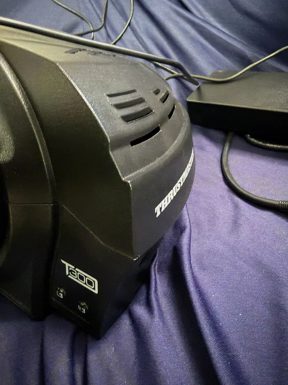 Volante Thrustmaster T300  - Foto 2