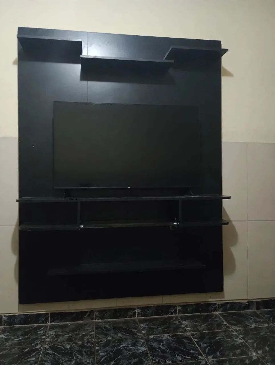 PAINEL DE TV GRANDE E MODERNO