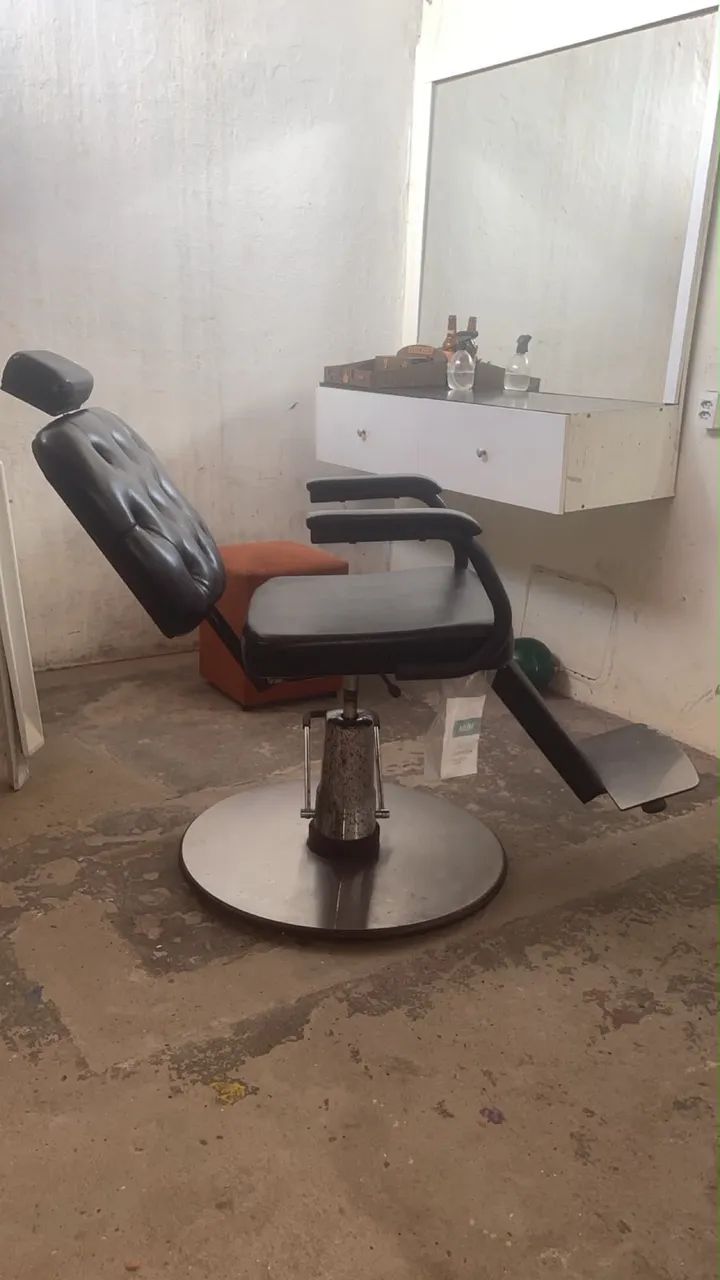 Cadeira Barber Boss( barbeiro)  - Foto 2