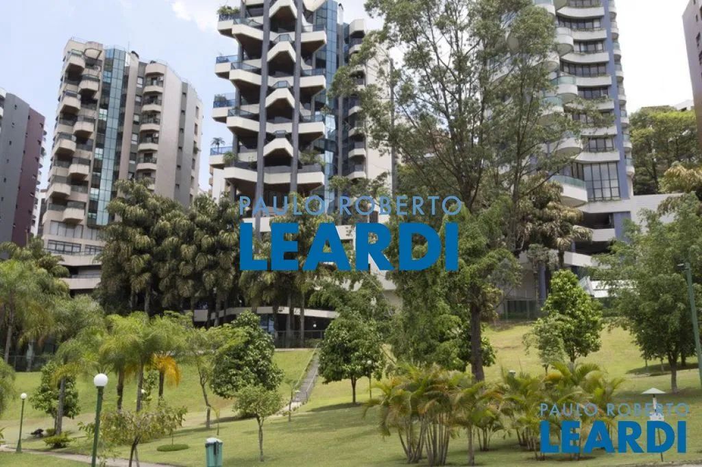 APARTAMENTO - PANAMBY - SP