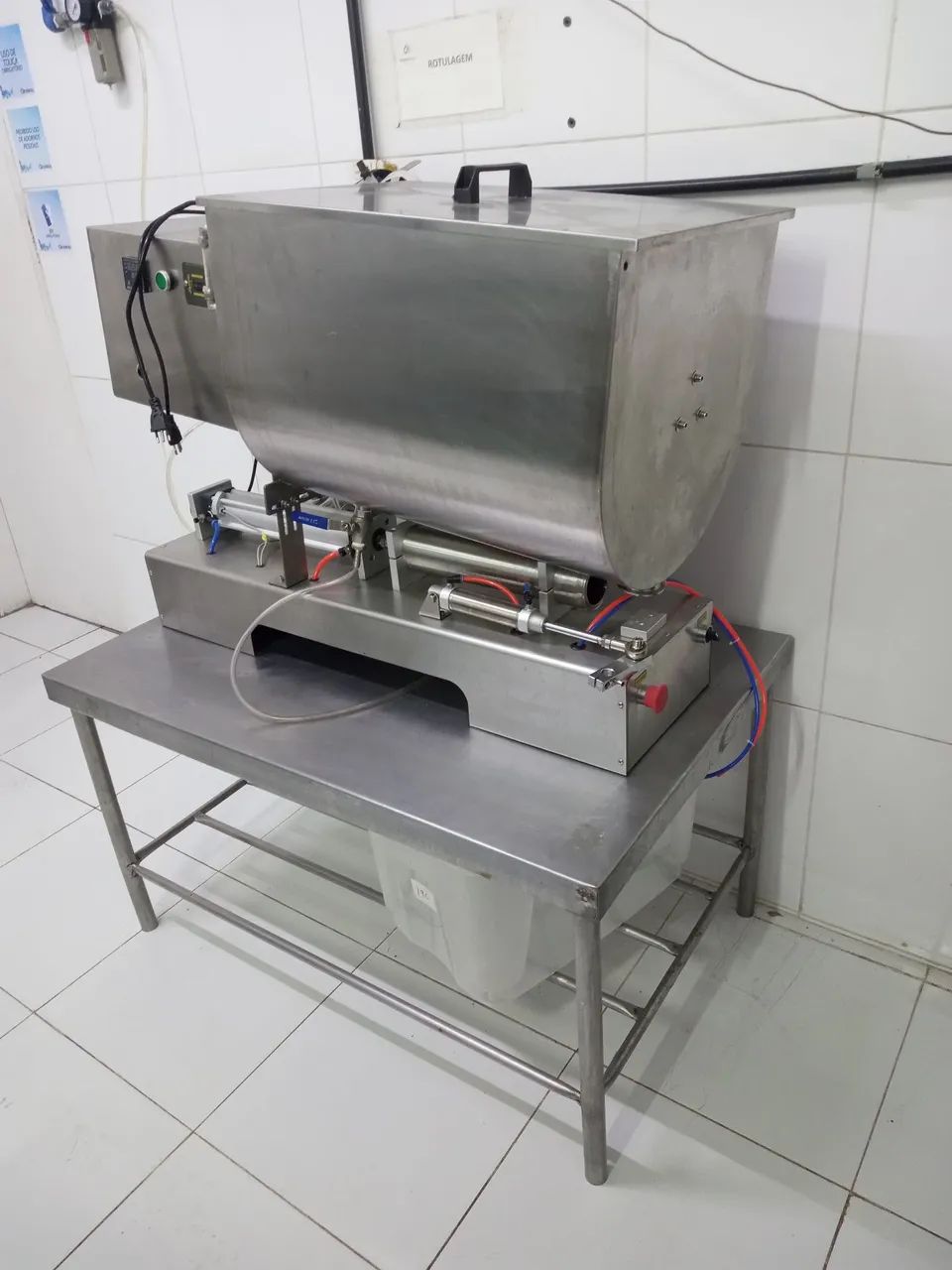Envasadora com Mixer e aquecimento 