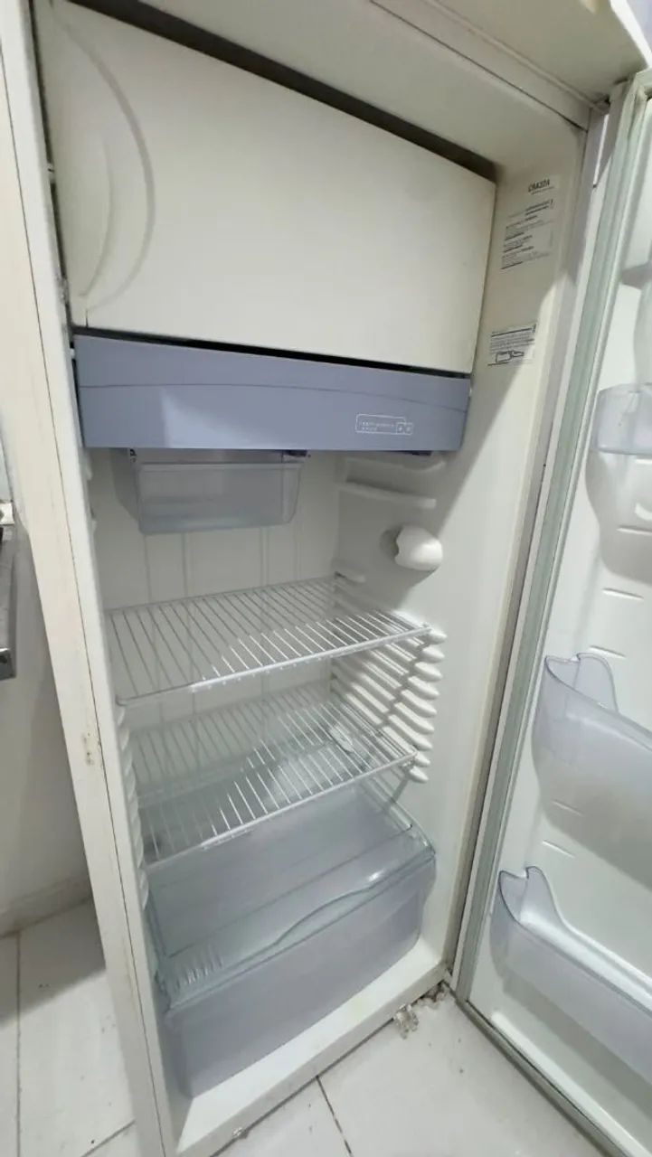 GELADEIRA CONSUL 320L | 220V - FUNCIONANDO PERFEITAMENTE  - Foto 2