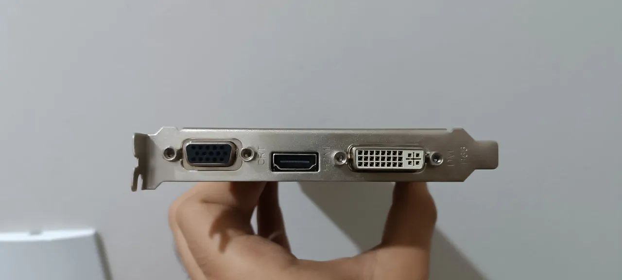 GT 610 2GB - Foto 3