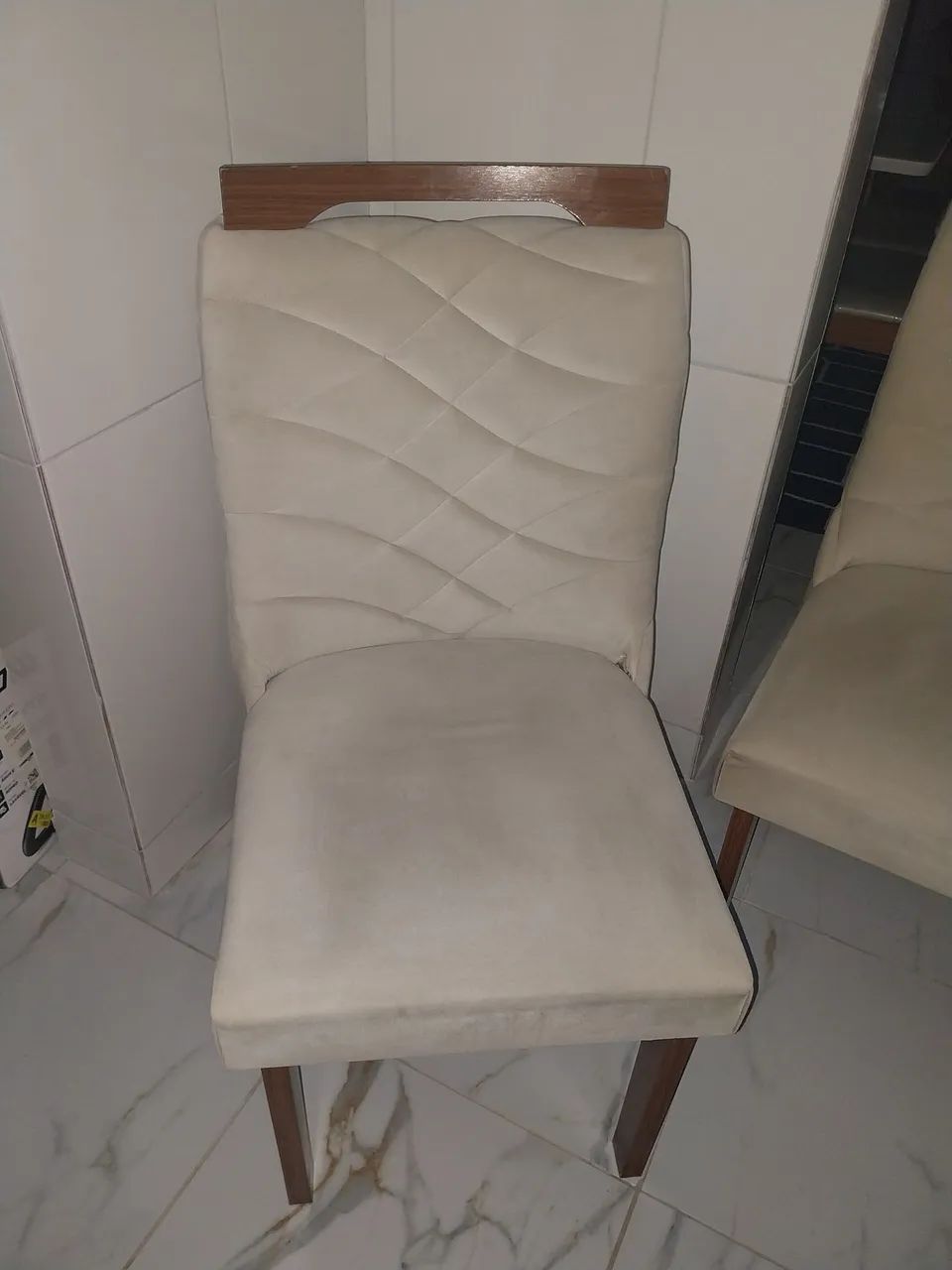 Conjunto de 4 cadeiras . - Foto 4
