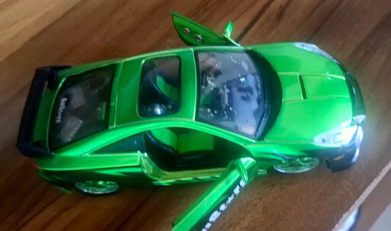 TOYOTA CELICA セリカGT-R 置時計 Toyota Celica GT-S 1:24 - Hobbies e coleções - Fonte Santa