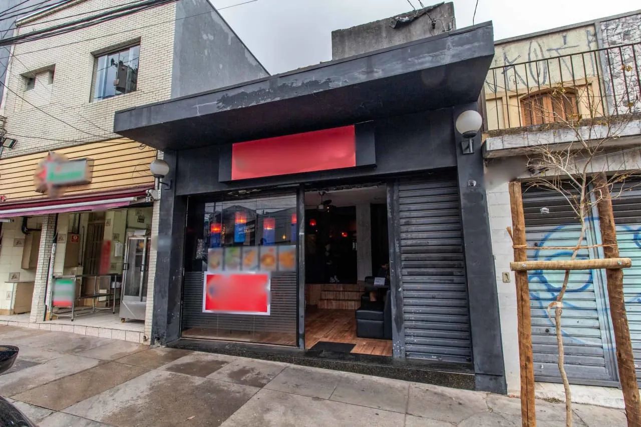 Loja na Avenida Lins de Vasconcelos, 1070  150 m²