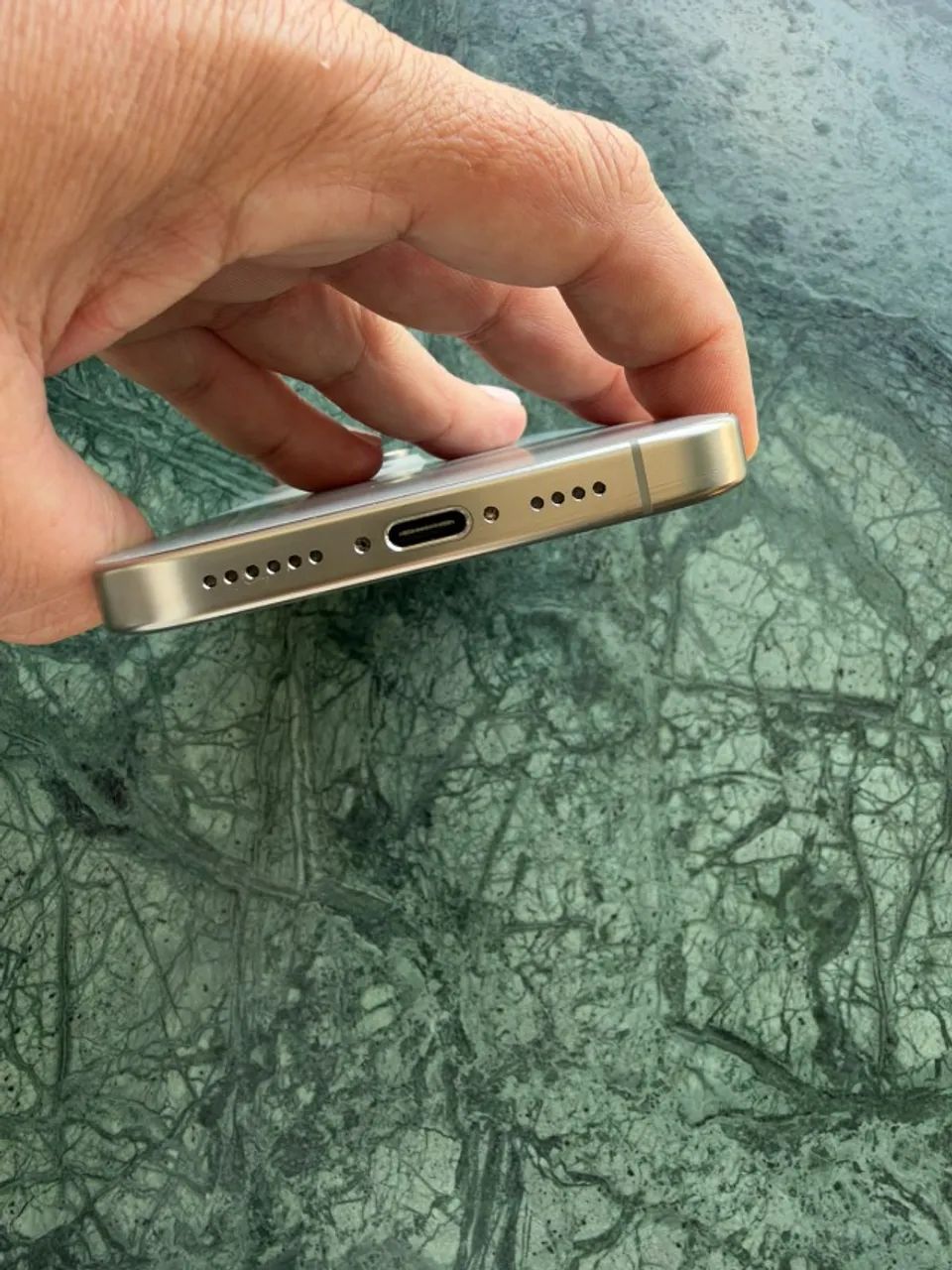 Iphone 16 Pró max 256  DESERT TITANIUM - Foto 2
