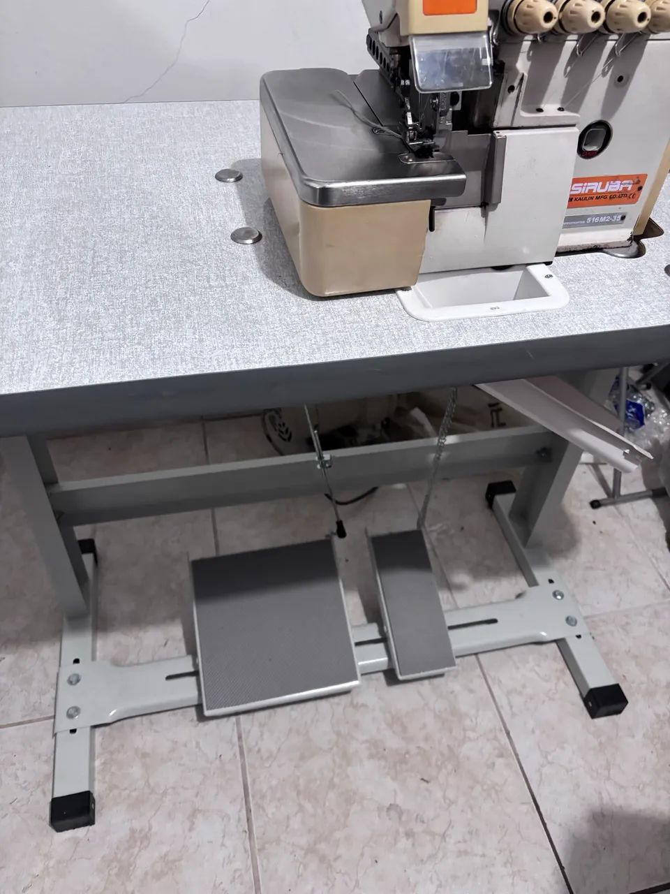 Interlock Siruba 747K - Foto 2