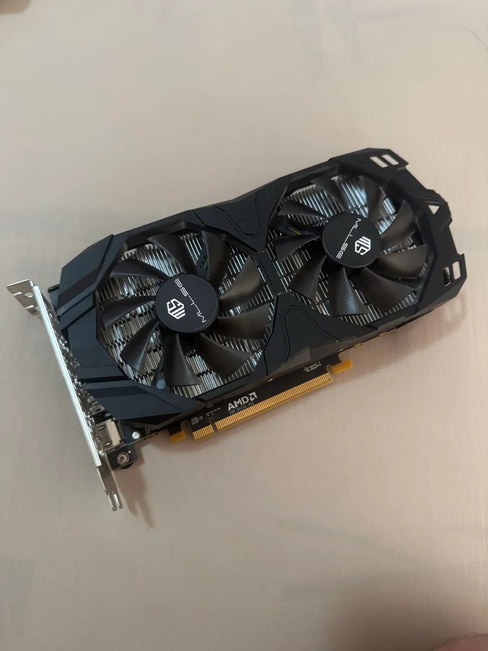 RX 580 2048SP 8GB MLLSE com defeito + Caixa Original - Foto 4