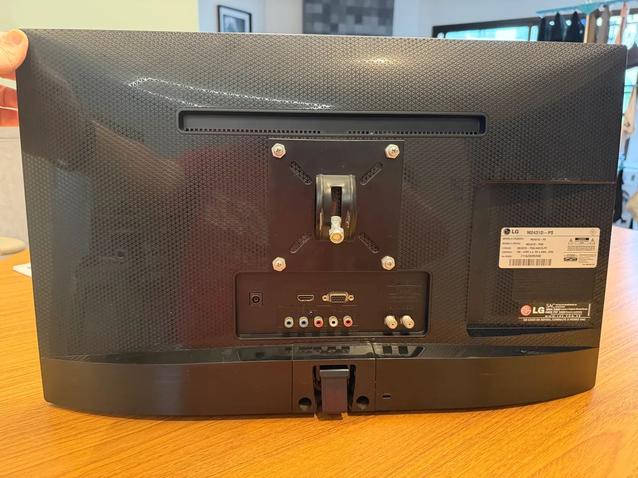 Tv LG M2431 24 Polegadas - Foto 3