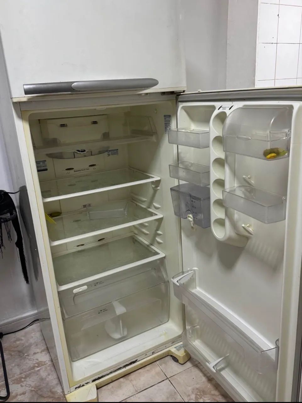 Geladeira não tá funcionando  - Foto 2