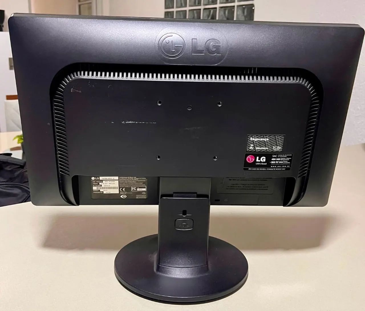 MONITOR LG - Foto 2