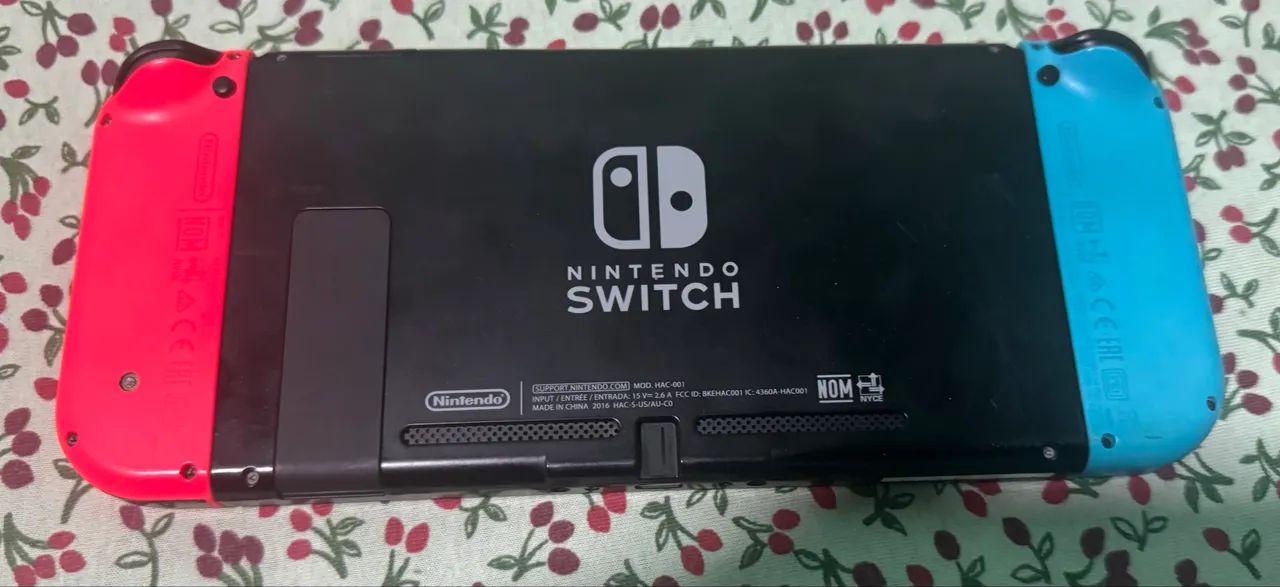 Nintendo Switch V1 Desb. via Software + SD de 200GB e Pro Controller - Foto 3