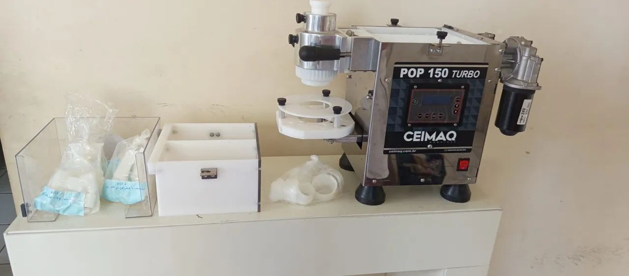 Máquina de Salgados e doces CEIMAQ 150 POP