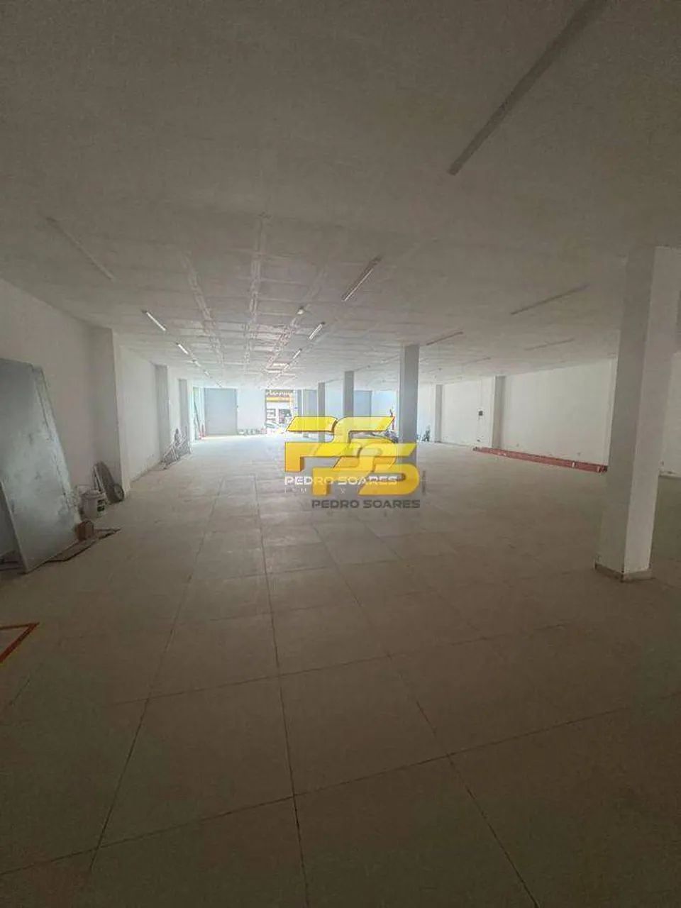 Alugo Prédio Comercial no Centro da Cidade com 1000m de Área Privativa - Foto 2