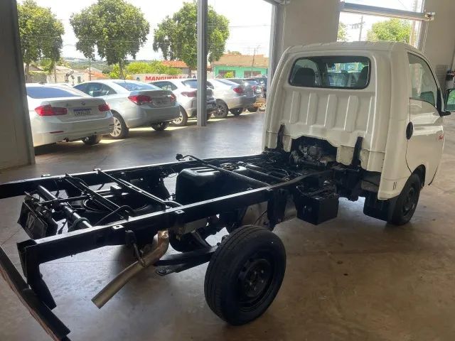 Hyundai HR 2.5 Turbo Diesel - Foto 5
