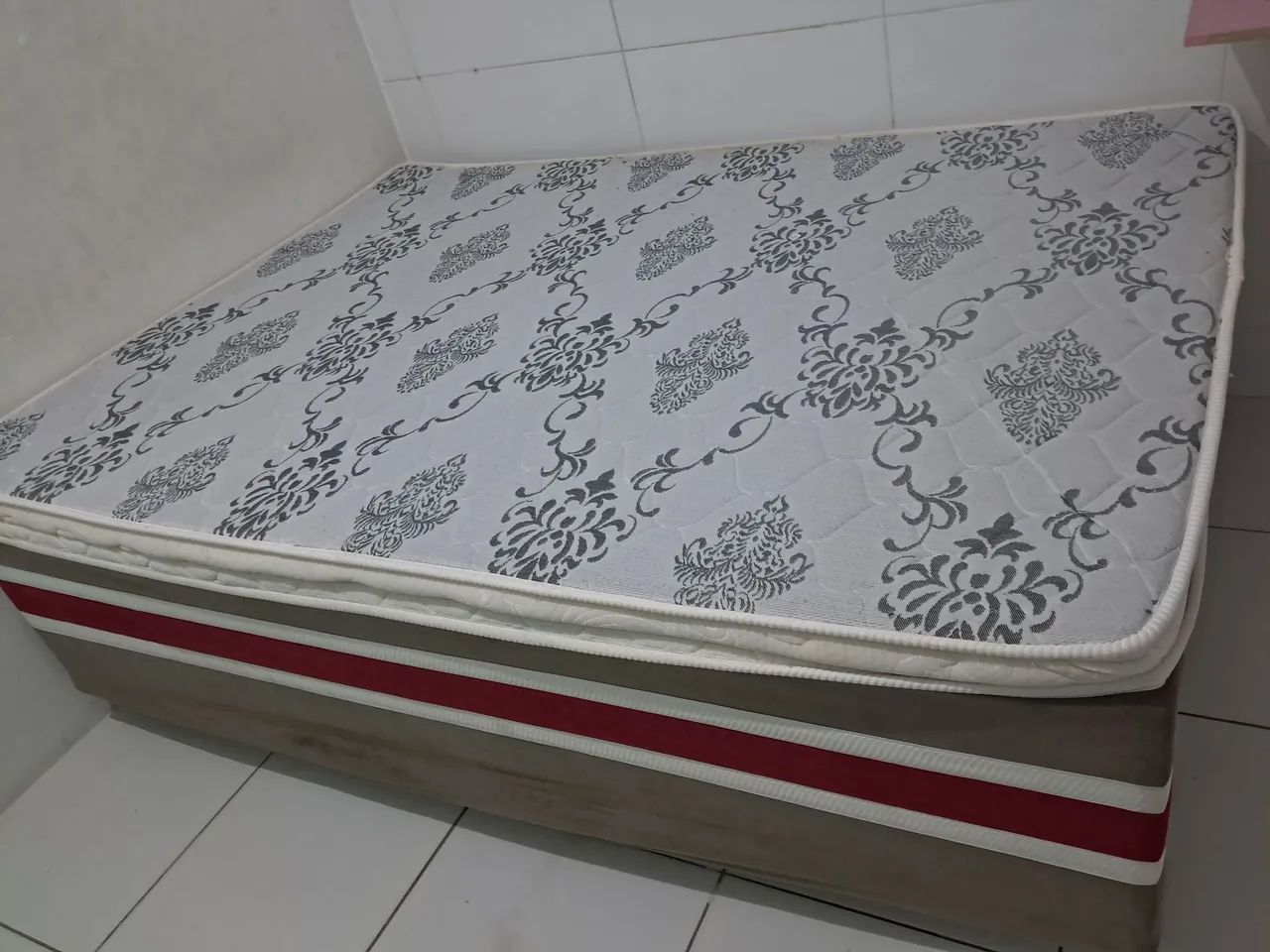 Vendo cama casal 138x188 Box Rubi - Foto 3