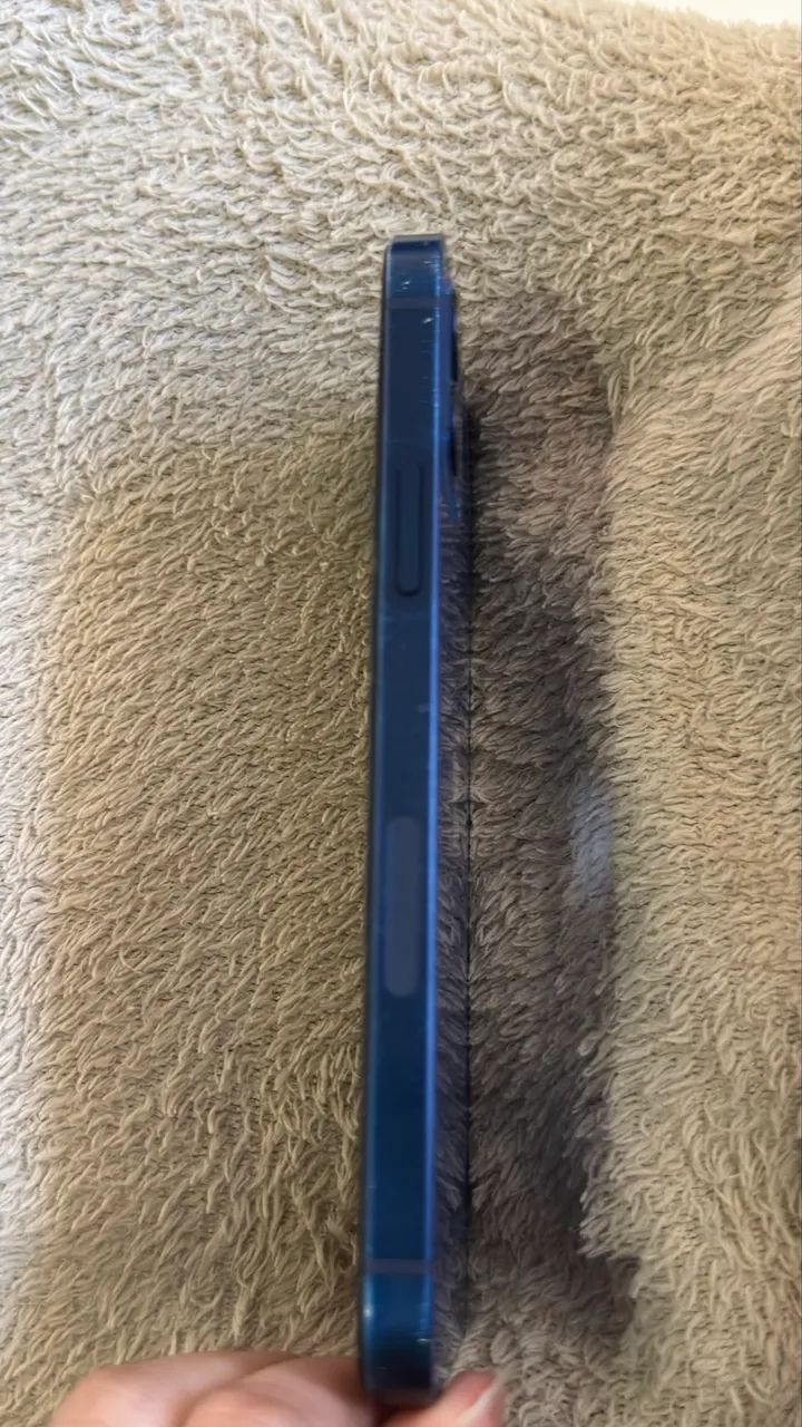 iPhone 12 azul - Foto 3