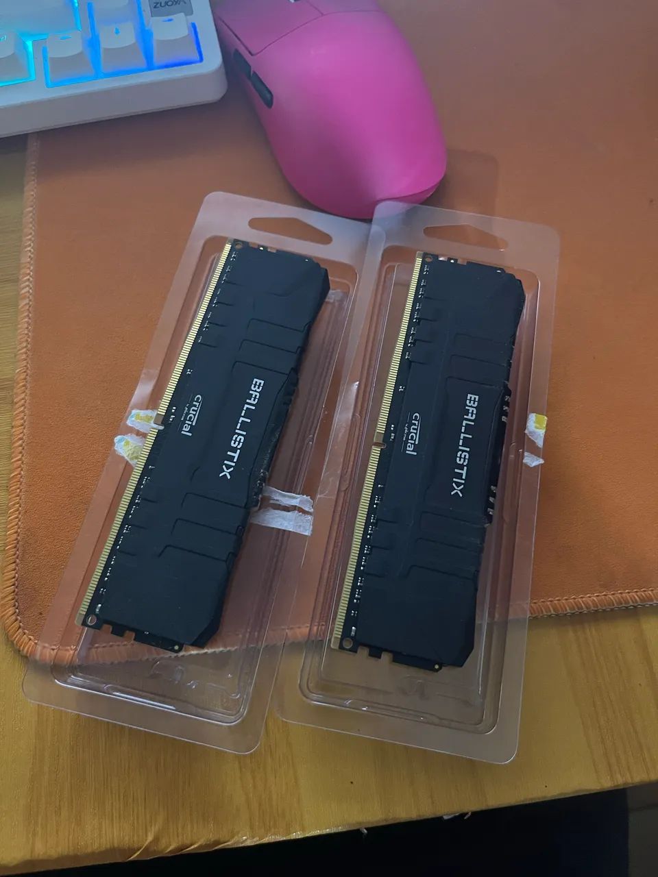 Memória RAM Crucial Ballistix 16GB (2x8GB) DDR4 2666 Mhz CL 16