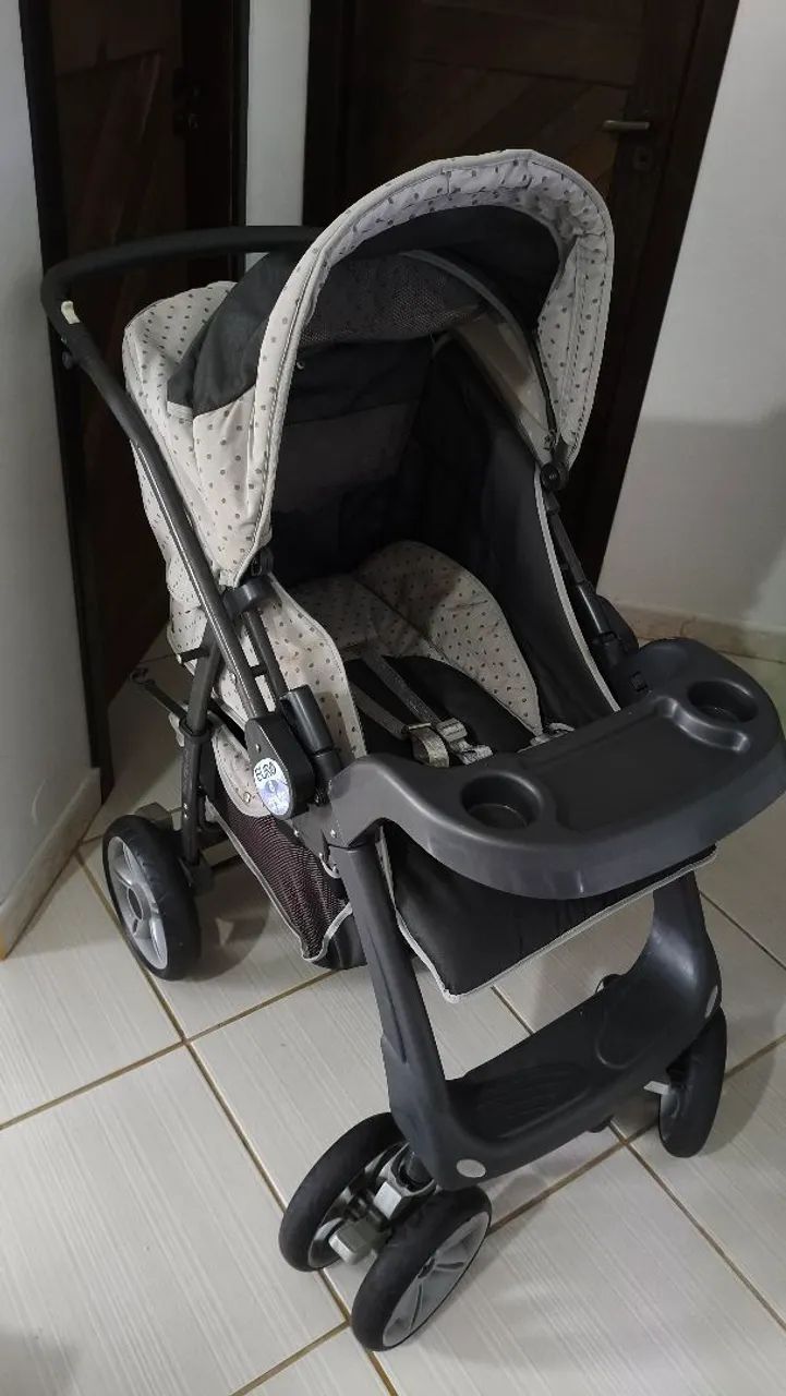 Carrinho de bebê em ótimo estado  - Foto 4