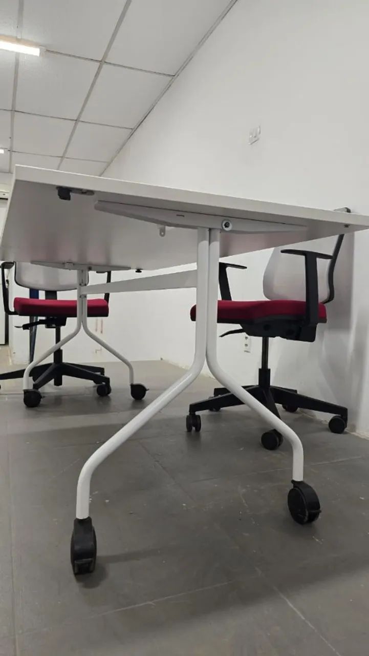 Mesa articulada| Com rodinhas - Foto 2