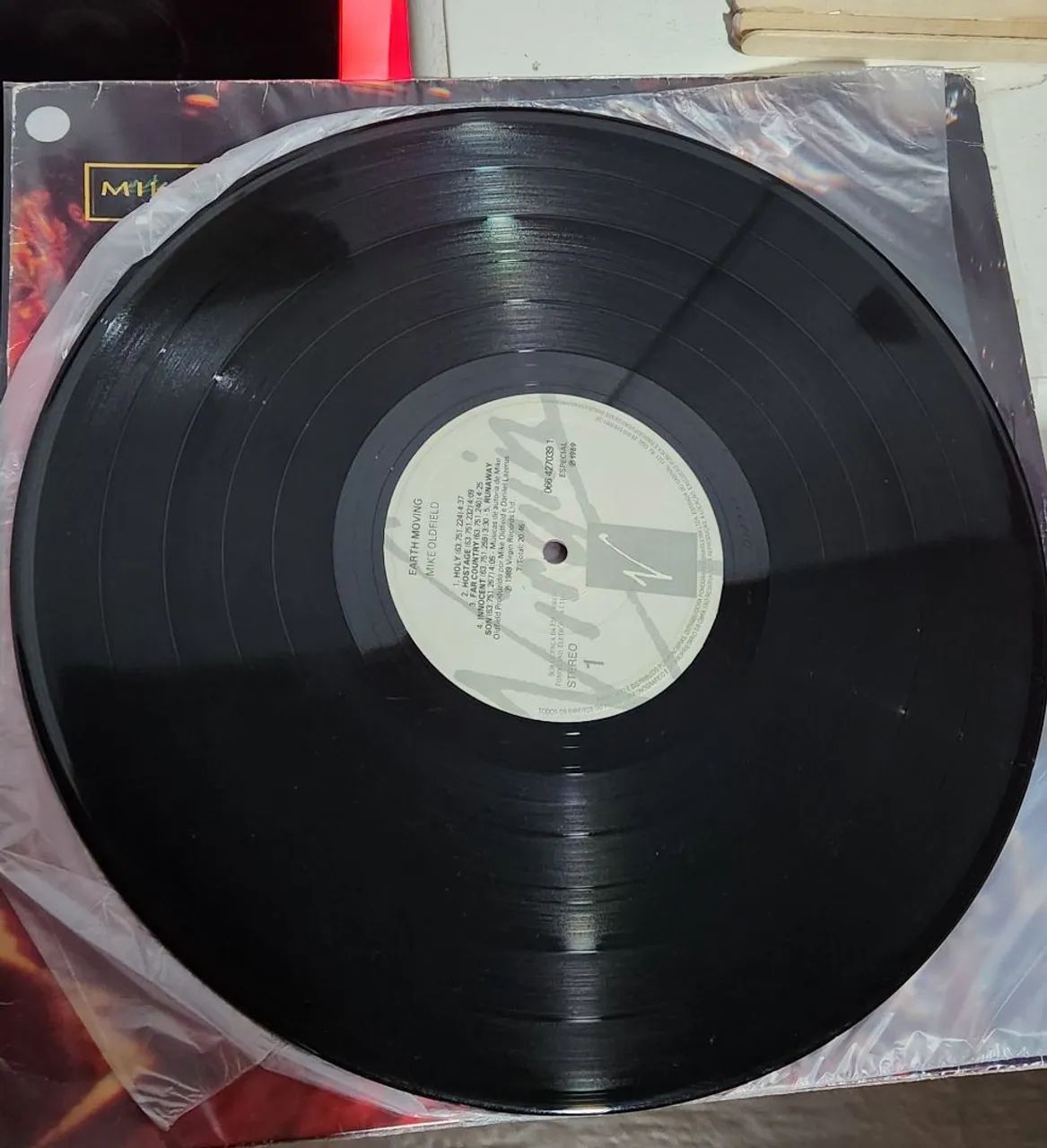 Disco vinil MIKE OLDFIELD "EARTH MOVING" lp - Foto 4