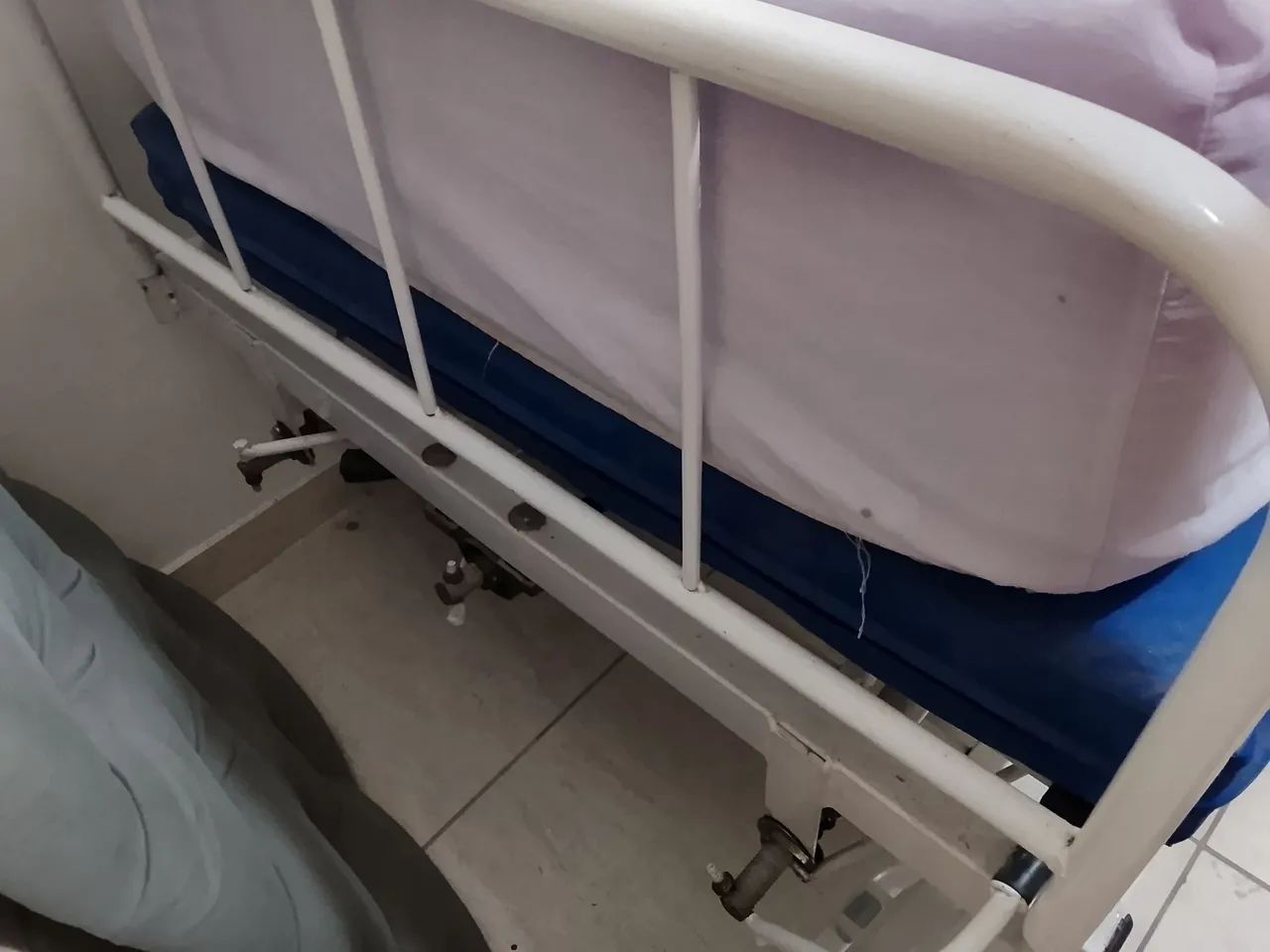 Cama Hospitalar - Foto 2