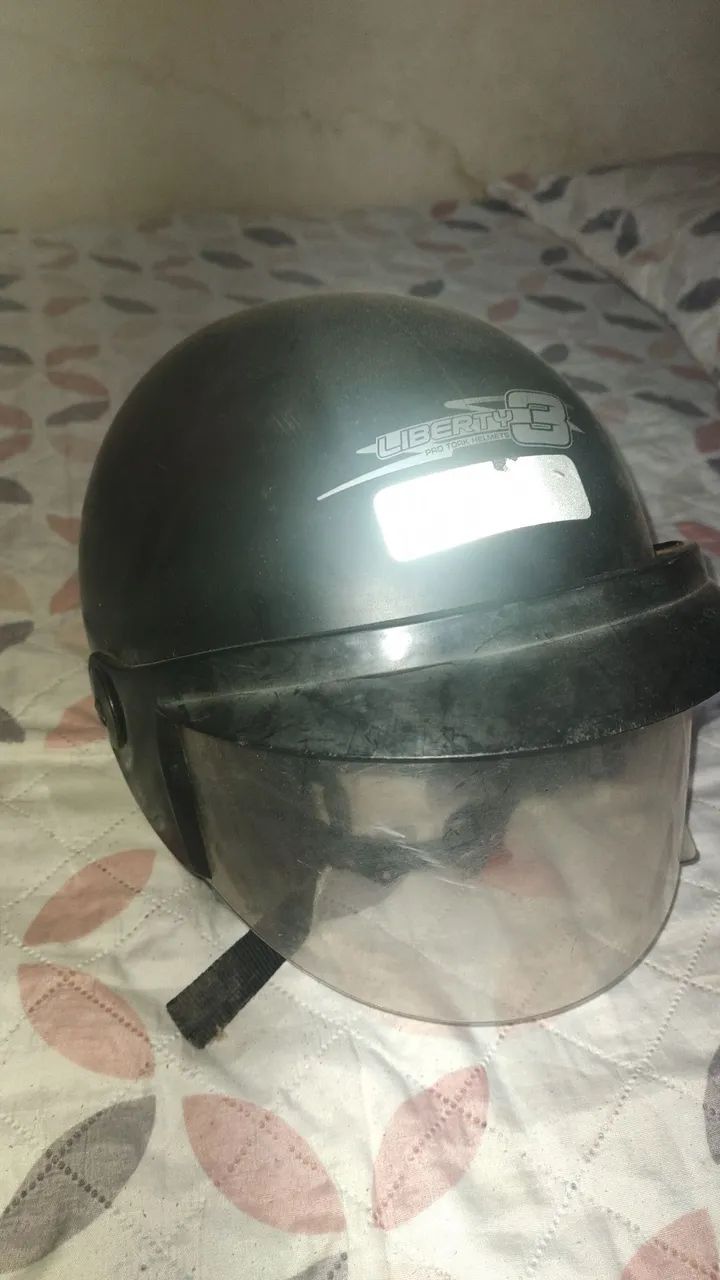 Capacete de moto ?