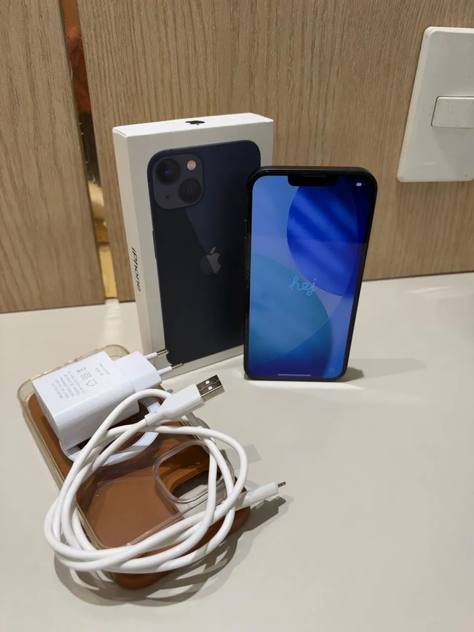 Vendo celular IPhone 13 