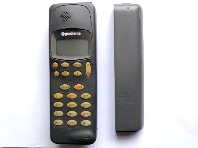 Telefone antigo Gradiente CP 30 - Com defeito - Foto 3